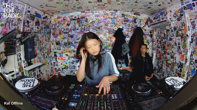 Episode 13dN4hG8xjeTTkw6P4kN8z Thumbnail 5