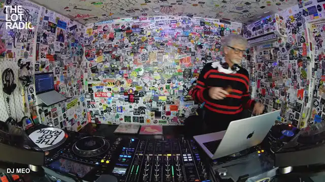 Episode 2zKzAWs2TVU5X2tJmf1TD Thumbnail 3