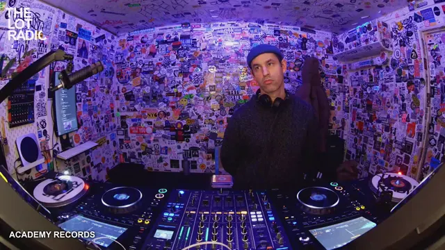 Episode 7ArlhEAtbnm6ELQ67aeqMK Thumbnail 2