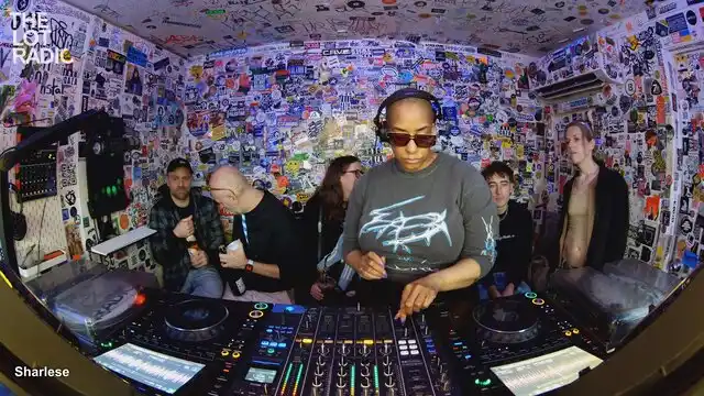 Episode MnqyBf7MyyOkOrKX1hWUK Thumbnail 3