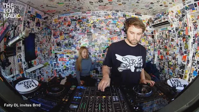 Episode 4aDQYahWxBZyFrLCeNeBpg Thumbnail 2