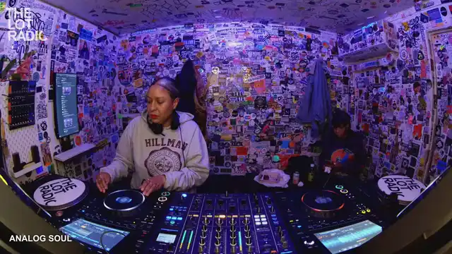 Episode Ju2yMBtNXw32AKPTWaGR4 Thumbnail 5