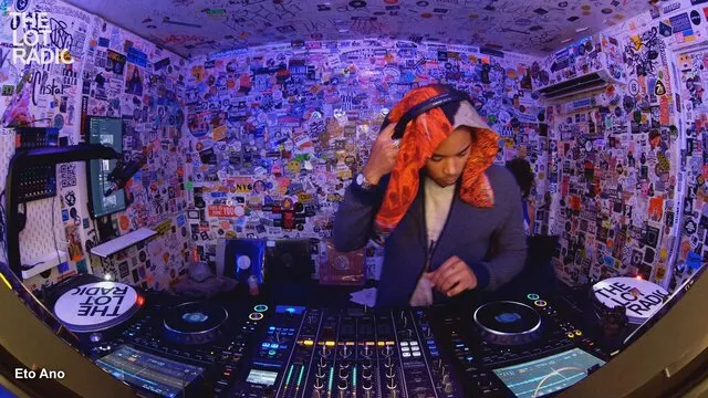 Episode zzbMa4obqfAQtmDTUMiLH Thumbnail 1