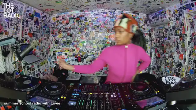 Episode 167WM4HaIG7o8vRlhPBOde Thumbnail 4