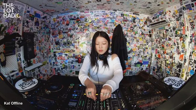 Episode 261zmwYvFKRW9HAlzUthcS Thumbnail 1