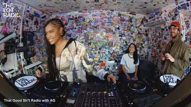 Episode 7D3Pmg3B0RtnroVh6wN4av Thumbnail 4