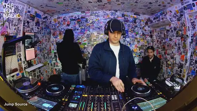 Episode 60U3GKa6JF5VfOUJgZv6Ju Thumbnail 4