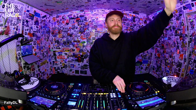 Episode OenLsUbWr8hsKsfUN03ee Thumbnail 1