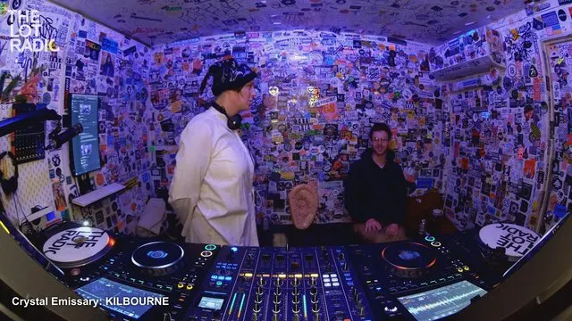 Episode 6rfEWtRk28vubqbGLrCuWO Thumbnail 1