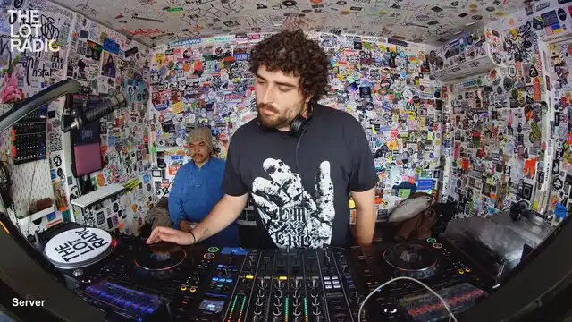 Episode 6wvIOa2VR98JFeIUH9EoGX Thumbnail 4