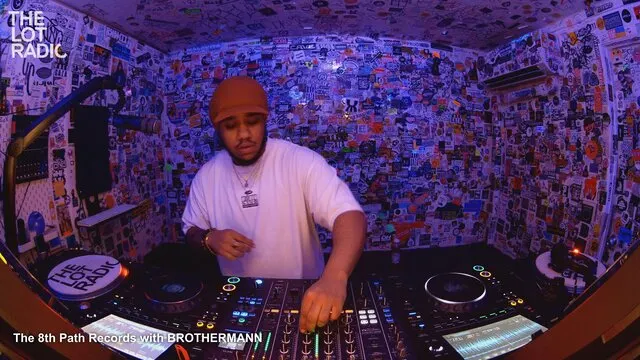 Episode 15yzLuwByznXOnLxj2Zzo6 Thumbnail 1