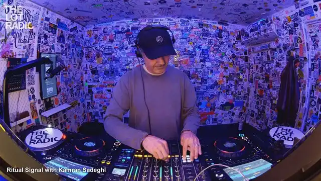 Episode V94IQ7wJnSeqzhk3wuuUr Thumbnail 5