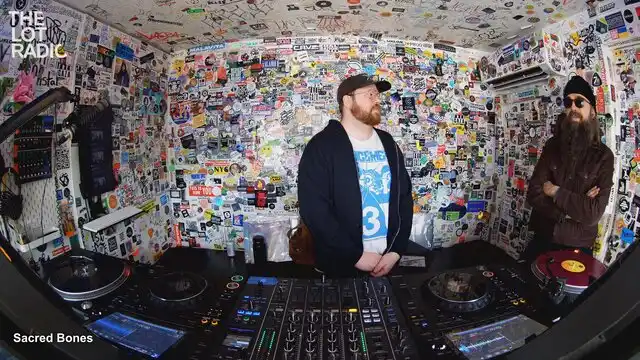 Episode eppCMSuvdce8GwePnFBOe Thumbnail 5