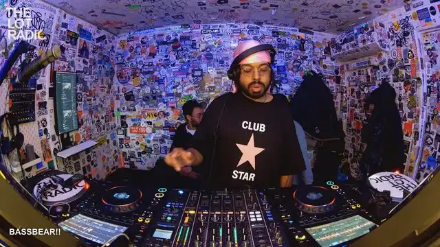 Episode 6YQw4XAv2ohg45eUgSypd5 Thumbnail 2