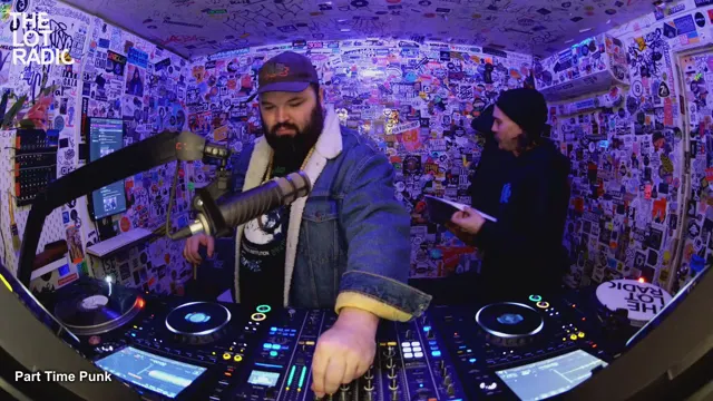 Episode 3q9ytFjzhDGkHG62MkJ5EN Thumbnail 1