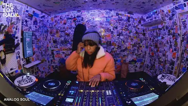 Episode 5p4viush0QxjSW67QDR5Vs Thumbnail 4