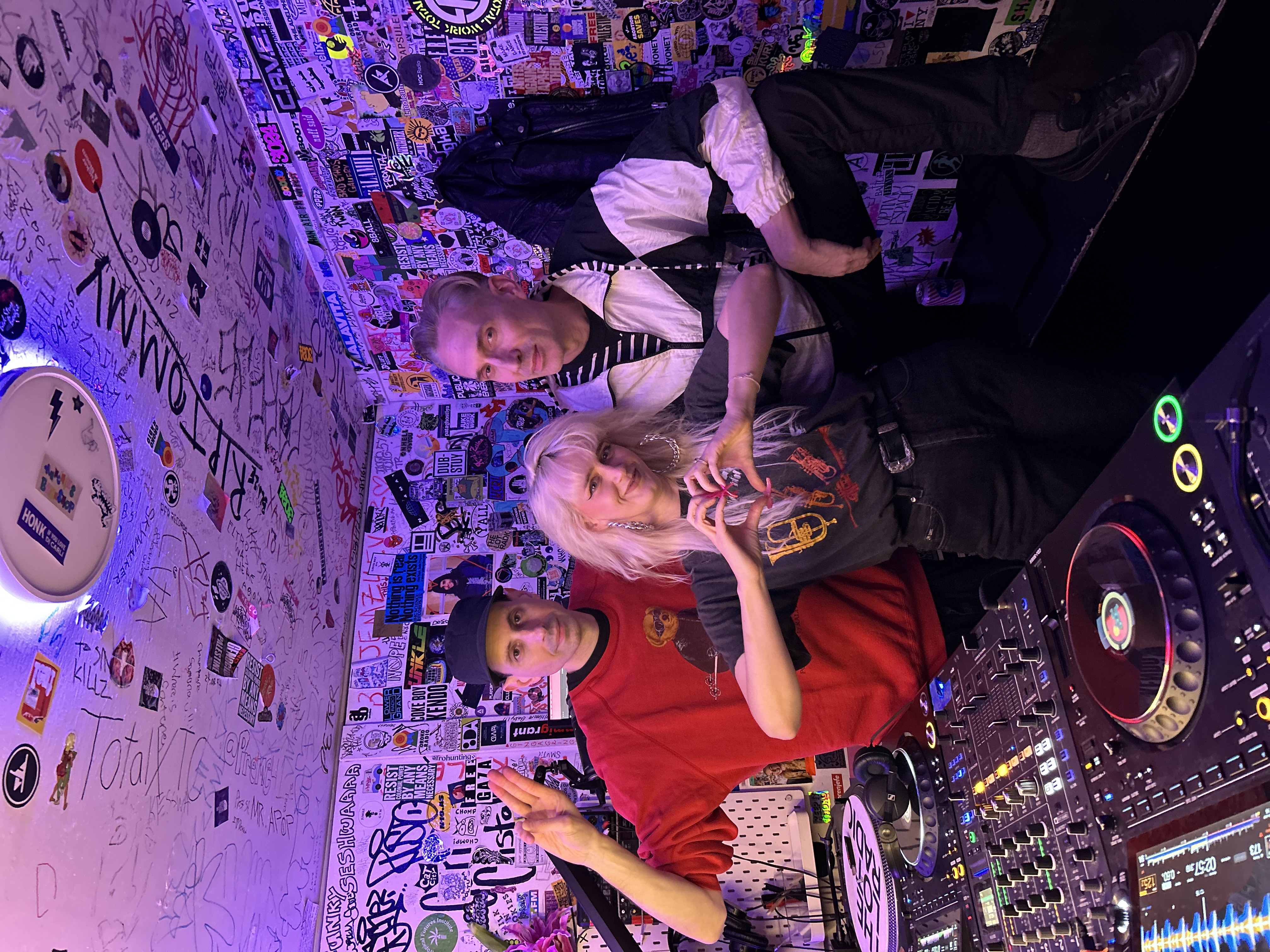 0p474u7shmr3refeohjsvos4mg_20260413T000000Z