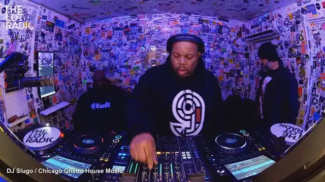 Episode 4L6qSFyqWrtSLlRVVF0jRa Thumbnail 4