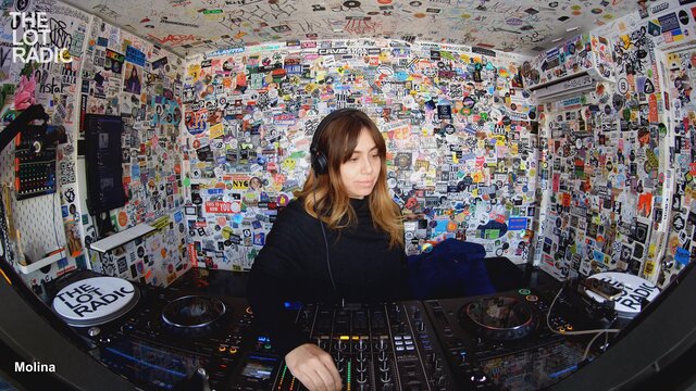 Episode 2yLgG3FJNhSztBYgelapQ8 Thumbnail 1