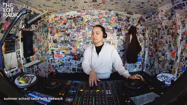 Episode 2ib4Nu0G1ekTsrtAgCHgFk Thumbnail 4