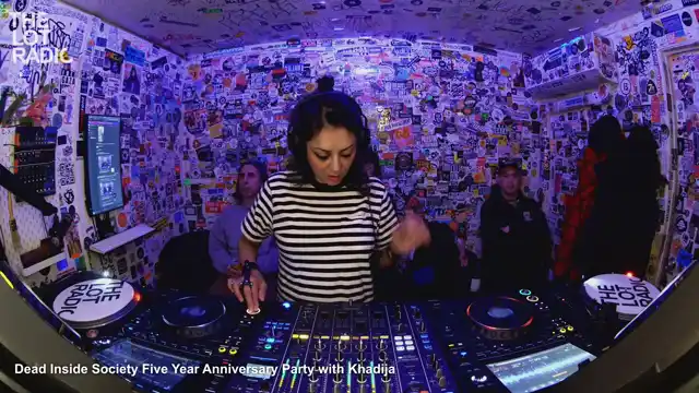 Episode 3L2FakCilGAC1mLVeFhVj4 Thumbnail 4