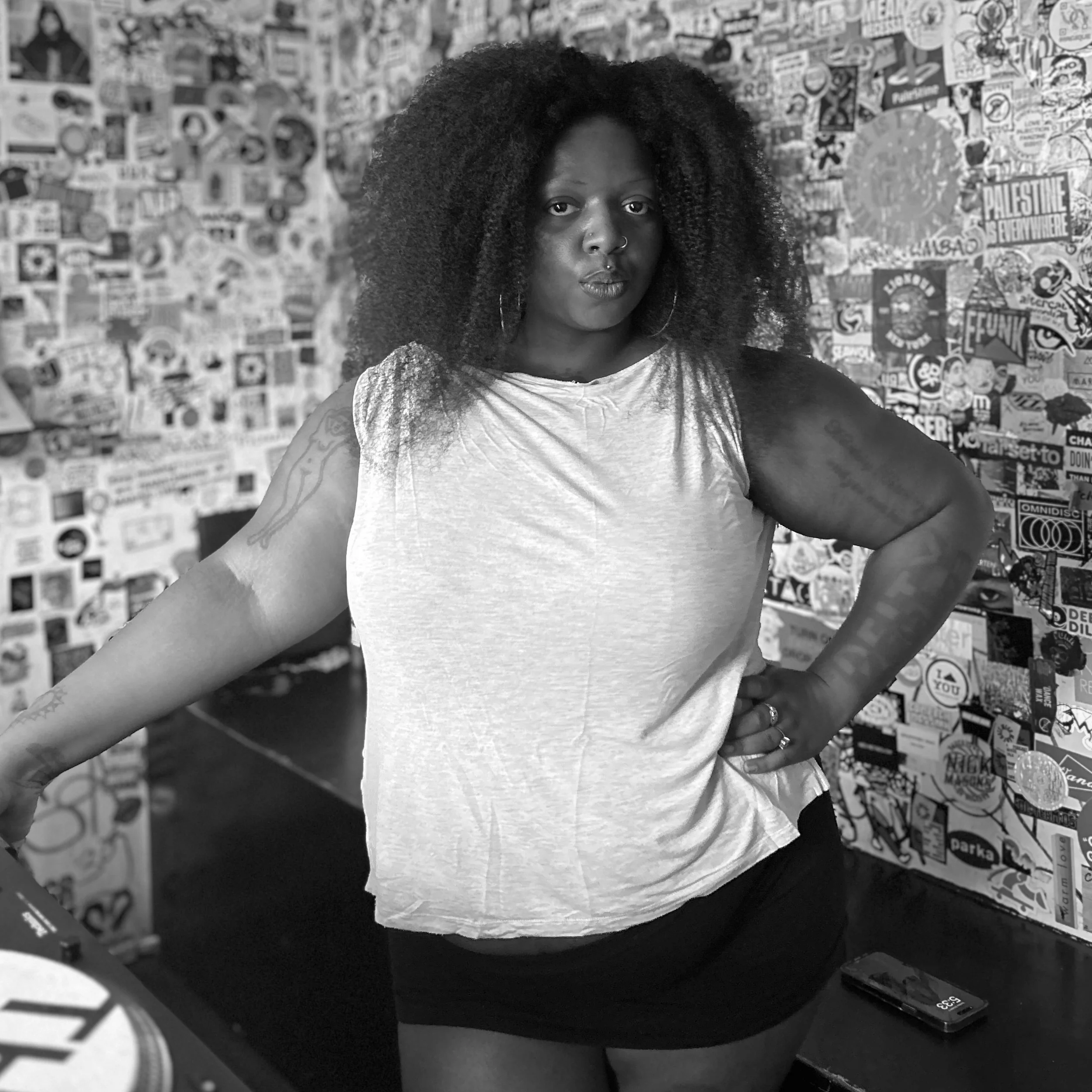 resident dj cowriiie