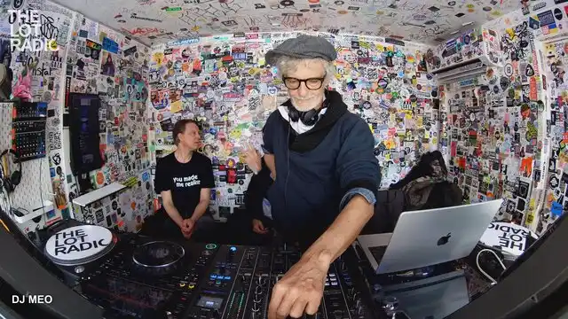 Episode GewHUxXY3Z1DG9hfqQXPy Thumbnail 3