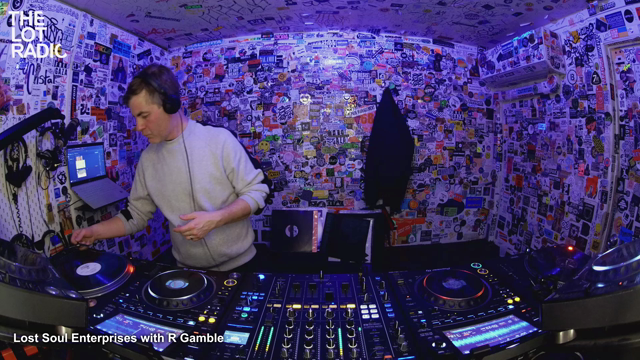 Episode 53GnAf94JF3NXUS5Mc4h6S Thumbnail 4