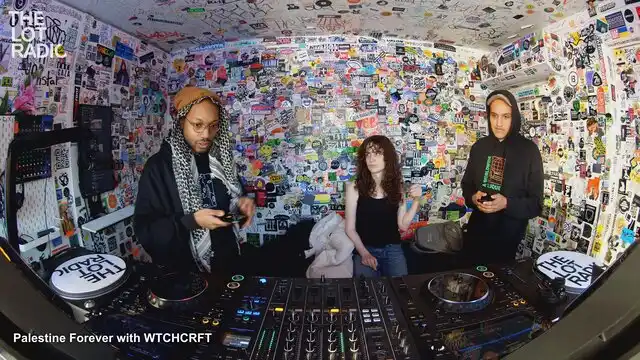 Episode 7Ih5gs0RE84ZDOJ8KXyr80 Thumbnail 4