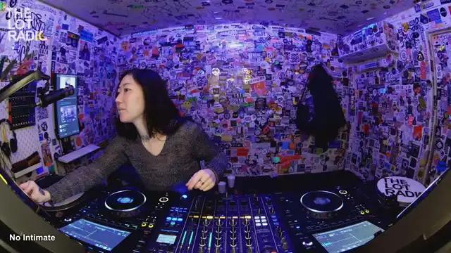 Episode 2E40aQLG8qEDskmq79vq9t Thumbnail 4