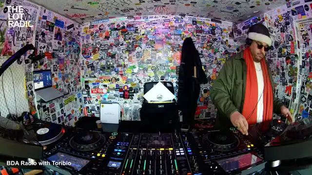 Episode 7mKhae0JcTDyf0tolFAXys Thumbnail 4