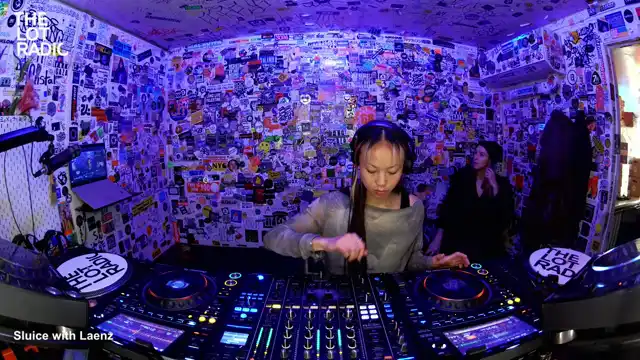 Episode KyDNfPood8bljO6uYm6AP Thumbnail 5