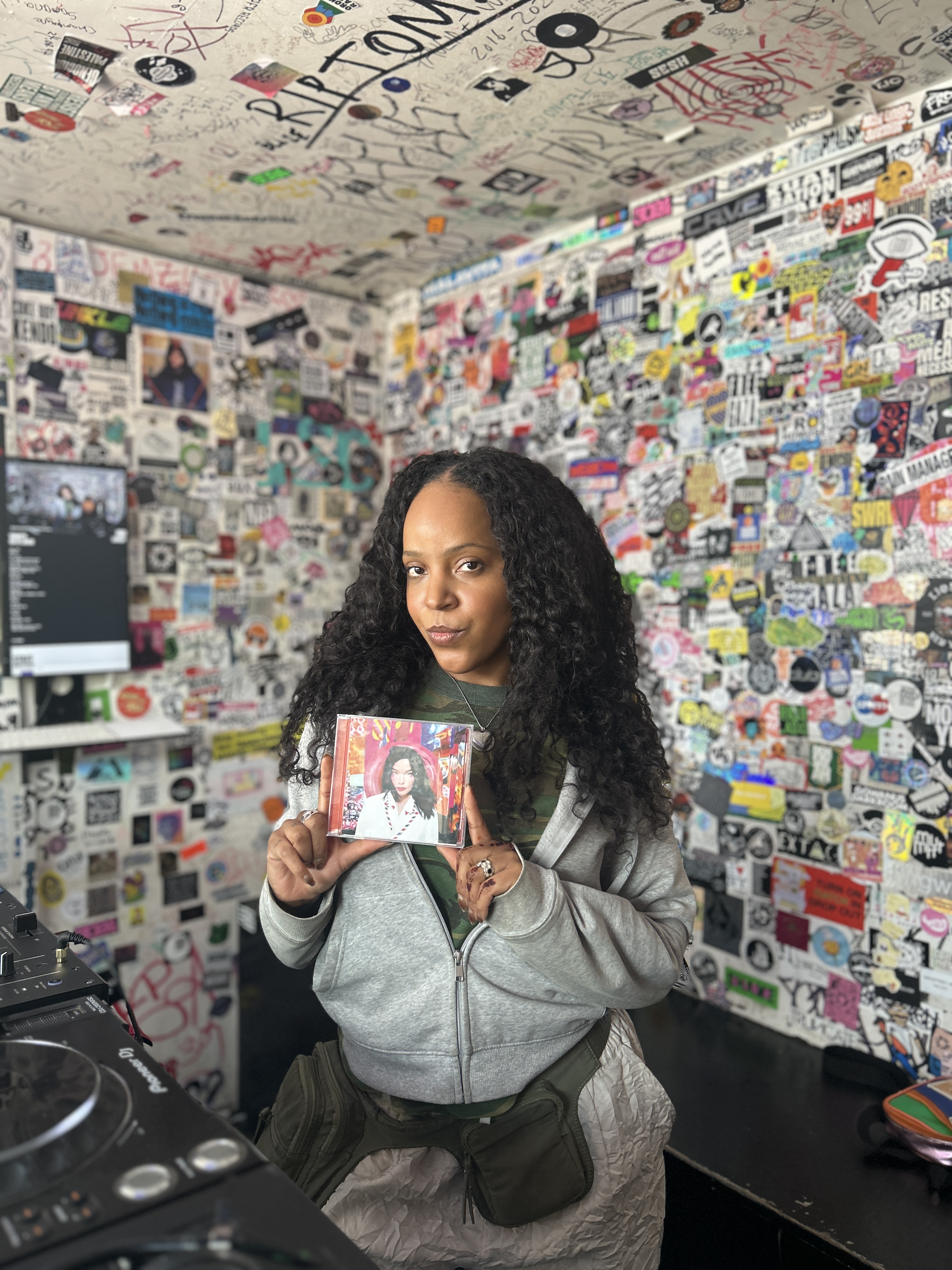 5ddi014635at38qqjpj8tbmrgi_20260322T180000Z