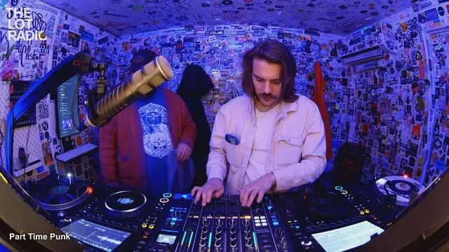 Episode 3hiaPUZHgeXn8ktC0A4fIC Thumbnail 1