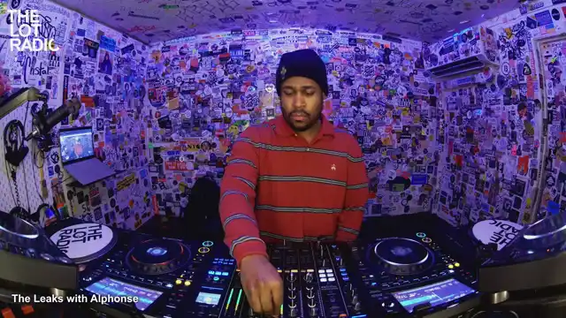 Episode 6dtsAGgaaGnIVgoABEDj4S Thumbnail 4