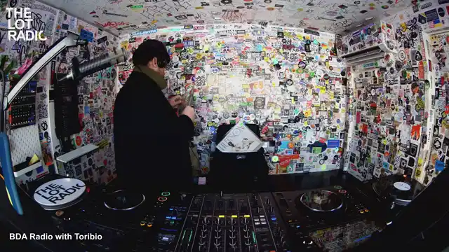 Episode 45tGySpWkn50vtXmCgJnBP Thumbnail 4