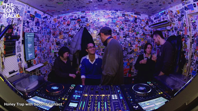 Episode 7INektIDHU4WaUpMVwhtiw Thumbnail 1