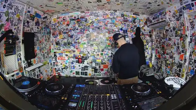 Episode 7DAP7SIBfcw0hDcef2rpI4 Thumbnail 3