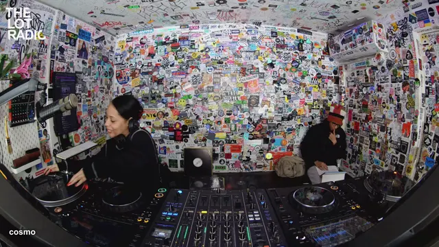 Episode 2txNkrAnr1FjHSQg5lONk8 Thumbnail 1