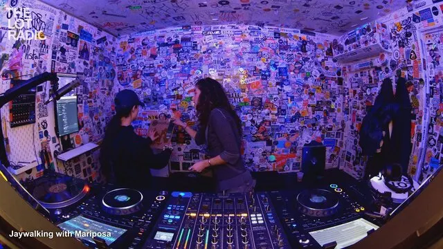 Episode 6WFQFkycONp6wYJgYEJhbf Thumbnail 1