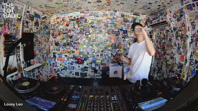 Episode 1zYfJjVkzxgY2BiH8KL0jX Thumbnail 4