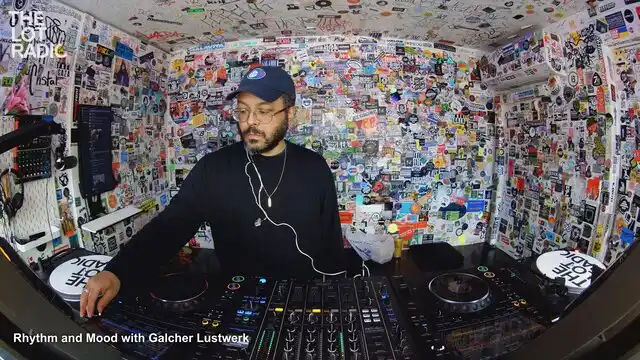 Episode 71W43DGXkj4Au5bxCwtNmn Thumbnail 3