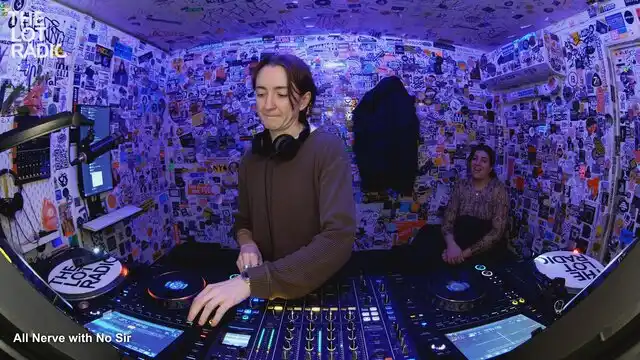 Episode 2G8MYKlwowYCDa17i54RIj Thumbnail 5