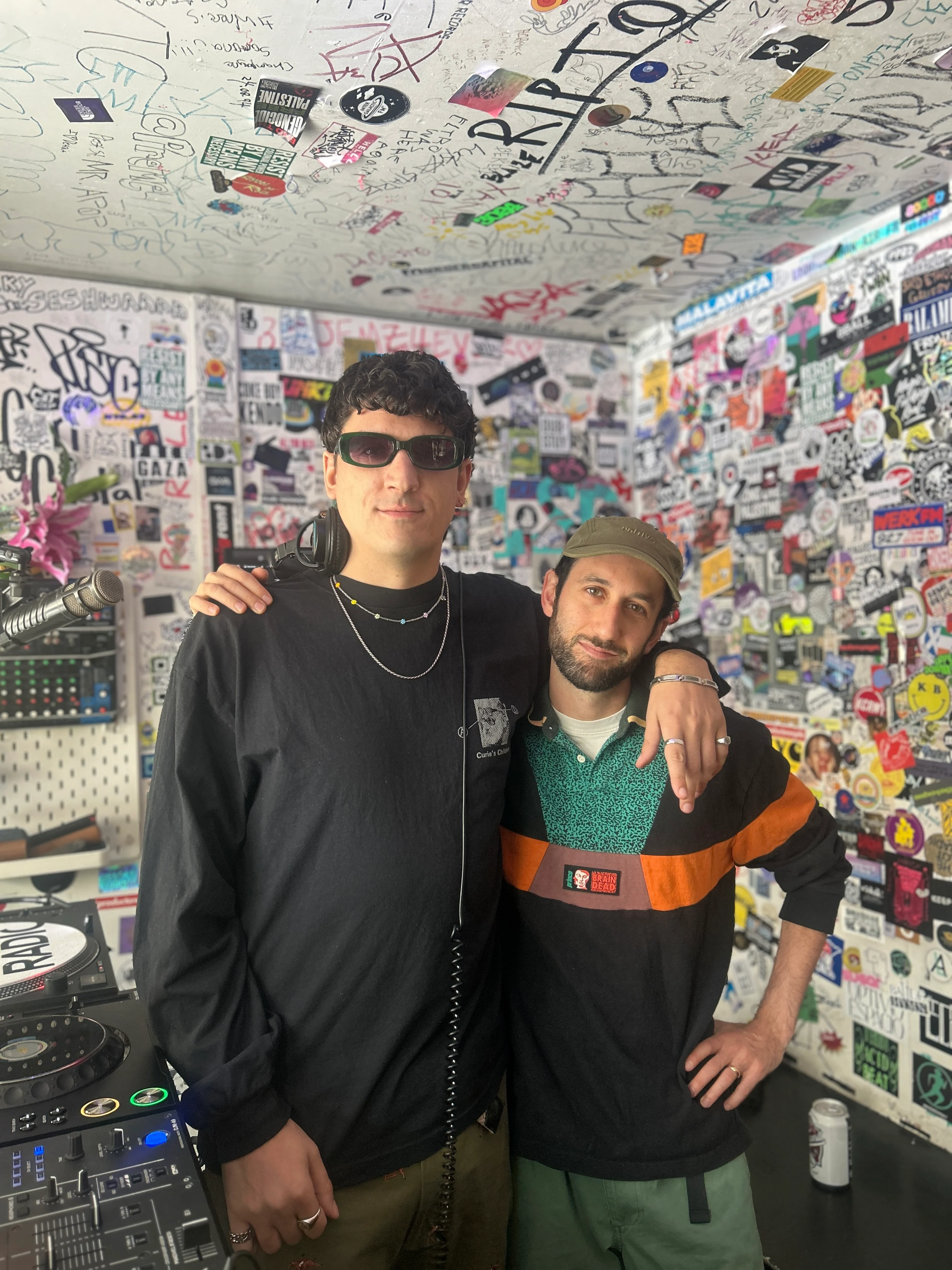 Stream Informer with Day Cart and Wig-Wam