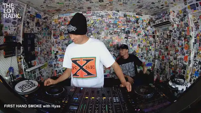 Episode 16f5Fp8posEswAMKE5OZd7 Thumbnail 4