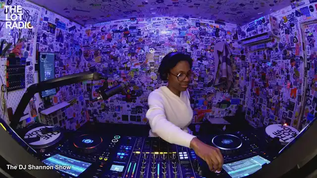 Episode 2IKMLUb7FFtI1fe9lQFOf3 Thumbnail 4