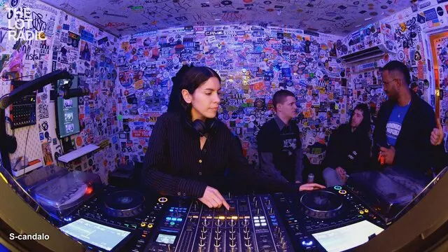 Episode 5KRoLRE17a7kgguLZpzdye Thumbnail 1