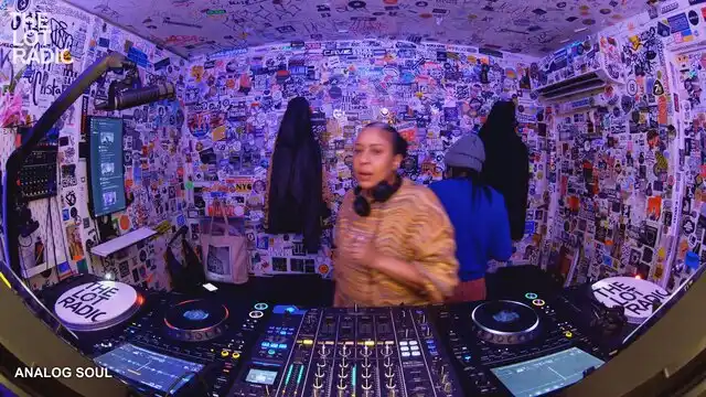 Episode 1RoTPyeCChDfXhmqd0GTrs Thumbnail 4