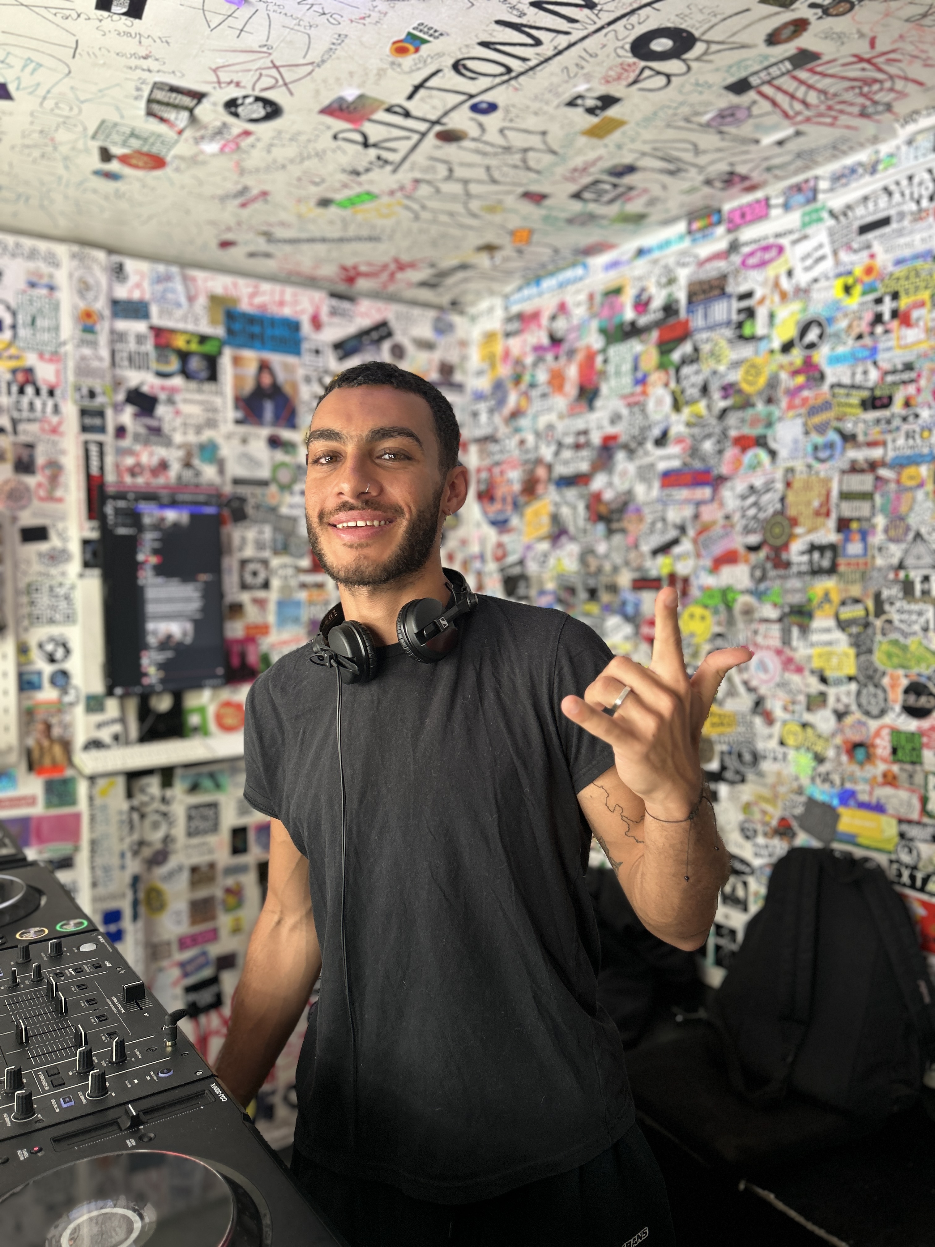 27lo7mfgjlpfsno4hmp1o0r4ms_20260210T180000Z