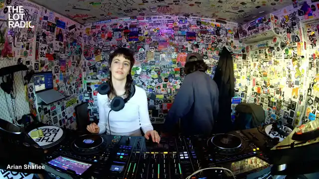 Episode 3ois6w8NSnFTOtZBKkeGda Thumbnail 3